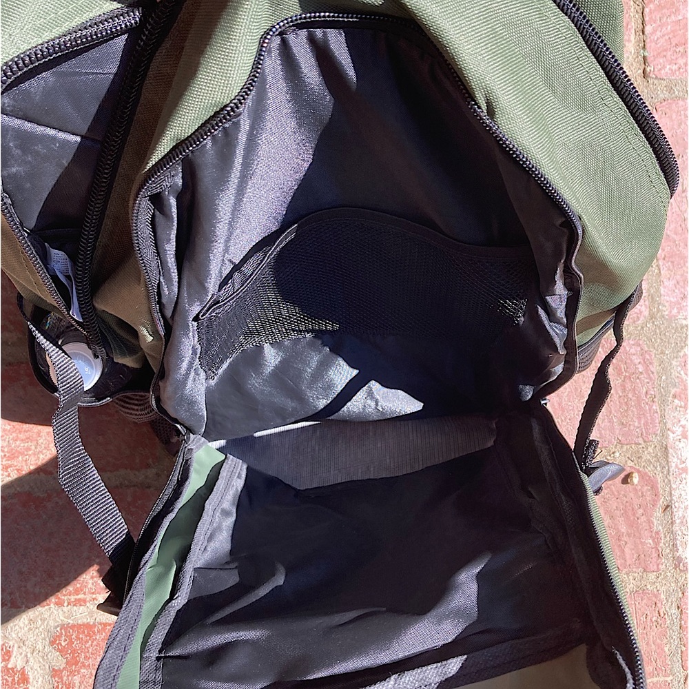 Backpack Avocado Green with Black Trim Side Pockets New 19” Unisex - Picture 9 of 16